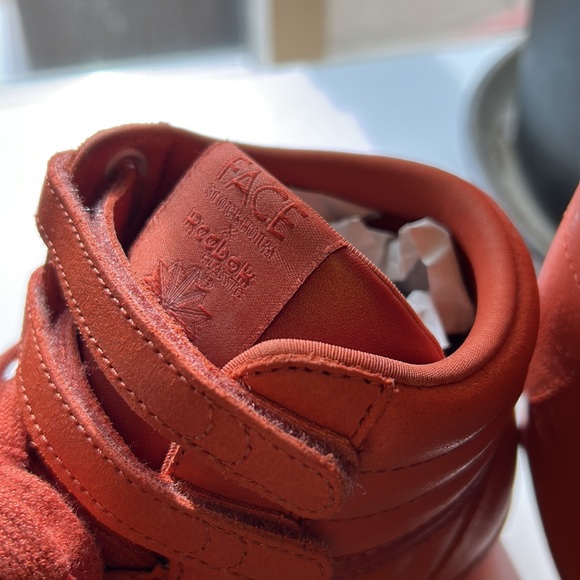 Redbox Classic Freestyle High tops - Picture 4 of 14